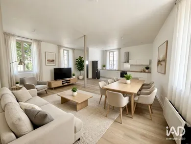 Apartment in SENS (89100)