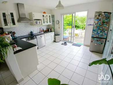 Maison à BÉGROLLES-EN-MAUGES (49122)