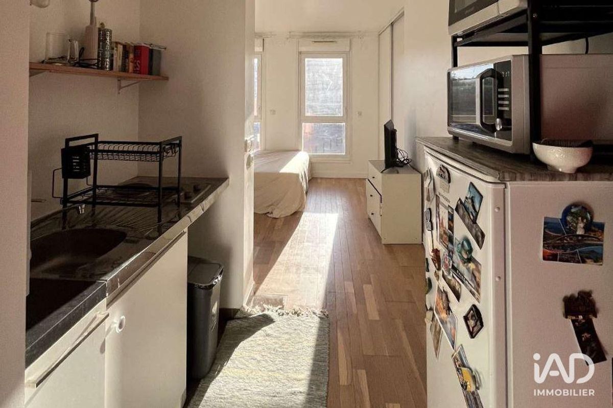 Appartement 1 pièce de 27 m² à ISSY-LES-MOULINEAUX (92130)