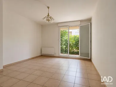 Appartement à BÈGLES (33130)