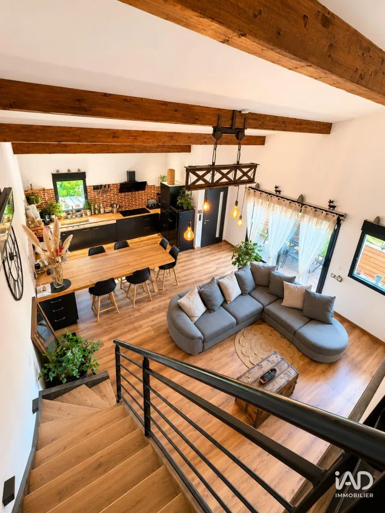 Local commercial 2 pièces 286 m² · à La Brillanne · 286 m² · 419 000 €