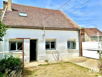 Maison à SAINT-CLÉMENT (89100)