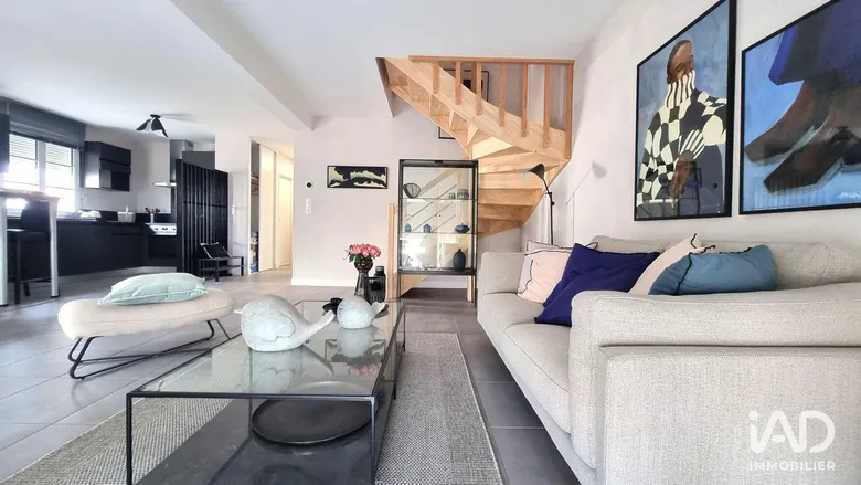 Maison 6 pièces 140 m² · à La Jarrie · 140 m² · 449 900 €