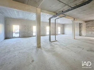 Commercial walls in CAHORS (46000)