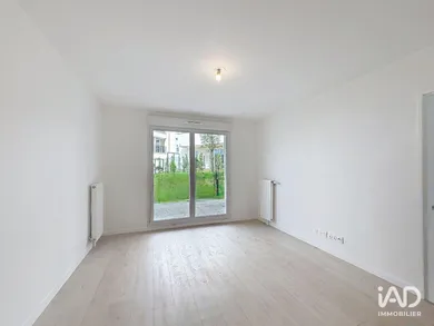 Apartment in SUCY-EN-BRIE (94370)