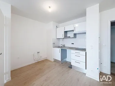 Apartment in SUCY-EN-BRIE (94370)