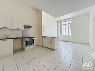 Appartement à PARIS (75011)