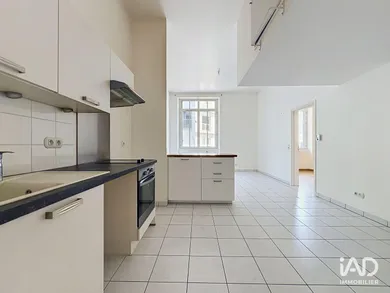 Appartement à PARIS (75011)