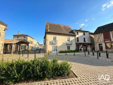 Commercial in ALLEMANS-DU-DROPT (47800)