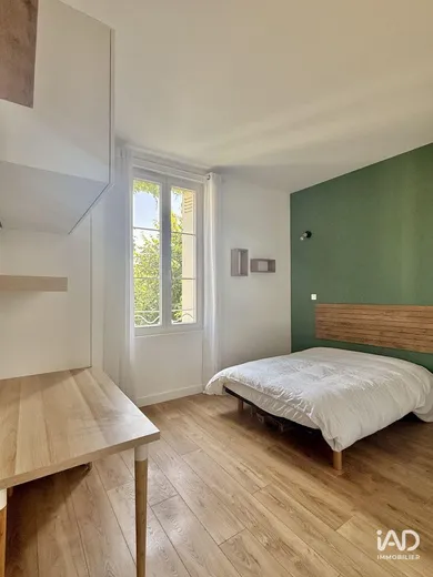Appartement à BORDEAUX (33200)