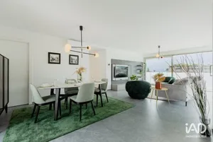 Apartment in PARIS (75017)