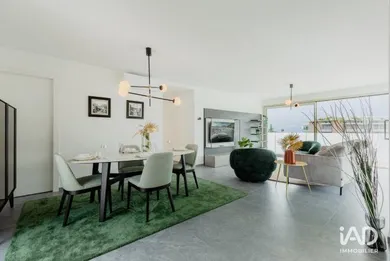 Appartement à PARIS (75017)