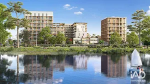 Appartement à BORDEAUX (33300)