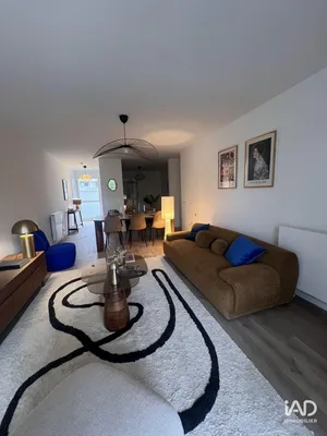 Appartement à BORDEAUX (33300)