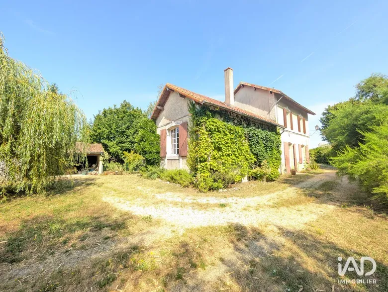 Maison 4 pièces 100 m² · à Verrières · 100 m² · 132 500 €