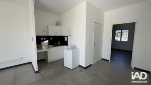 Commercial in HOURTIN (33990)