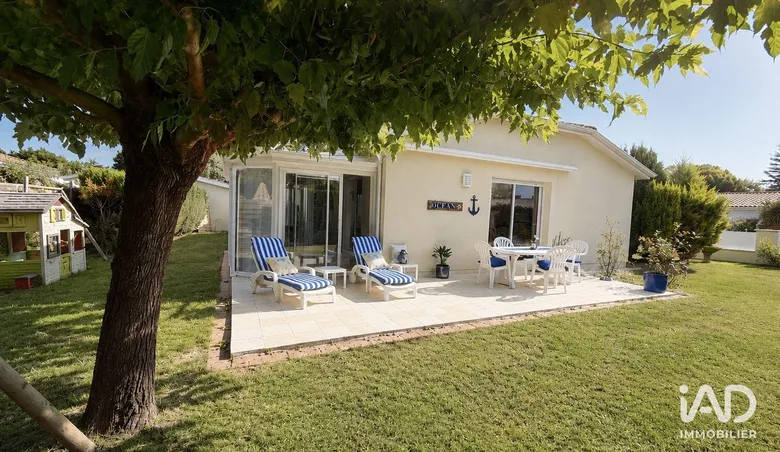 Maison 6 pièces 130 m² · à Hourtin · 130 m² · 399 500 €