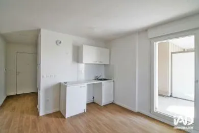 Appartement à MELUN (77000)
