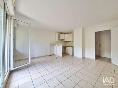 Appartement à MAISONS-ALFORT (94700)