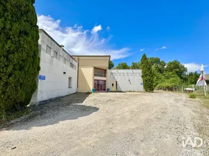 Commercial in LAPALUD (84840)