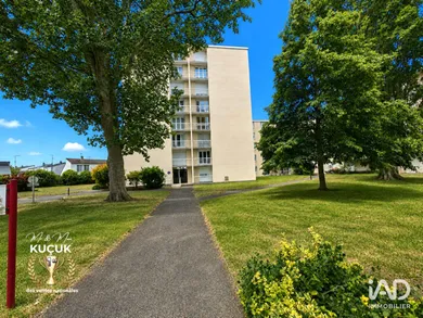 Apartment in FLEURY-LES-AUBRAIS (45400)