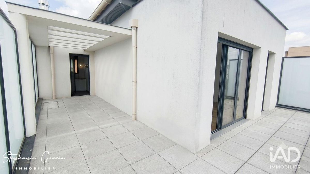 Appartement 3 pièces de 72 m² à LIVRY-GARGAN (93190)