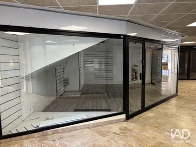 Commercial in COMPIÈGNE (60200)