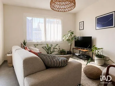 Apartment in VILLENAVE-D'ORNON (33140)