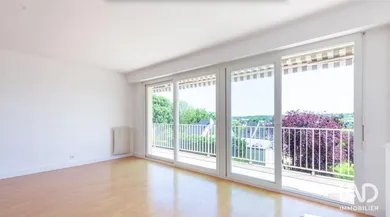 Appartement à SAINT-CLOUD (92210)