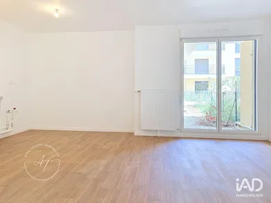 Appartement à DOURDAN (91410)