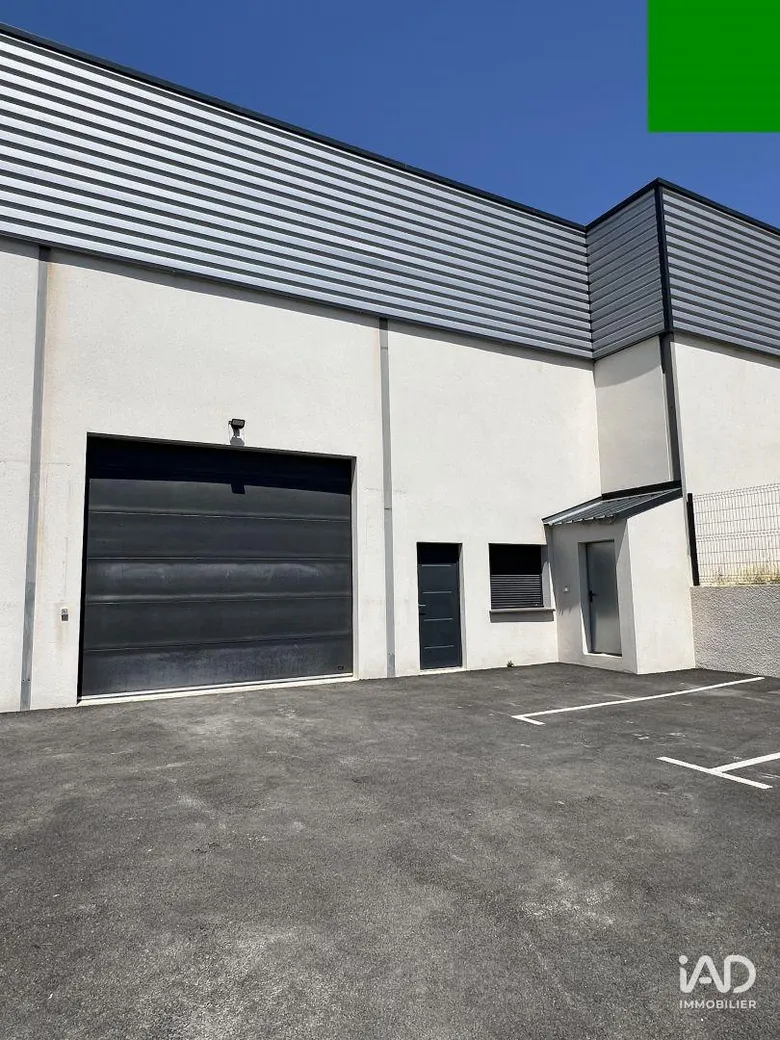 Hangar à BÉZIERS (34500) · 135 m² · 1 578 €
