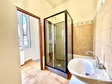Appartement à SENS (89100)