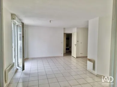 Appartement à NÎMES (30000)