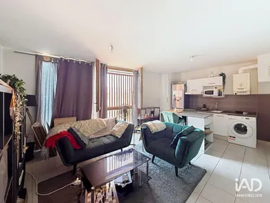 Apartment in BEAUZELLE (31700)