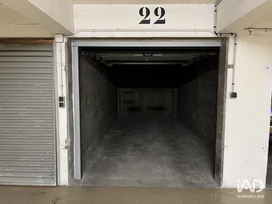 Parking à PARIS (75007)