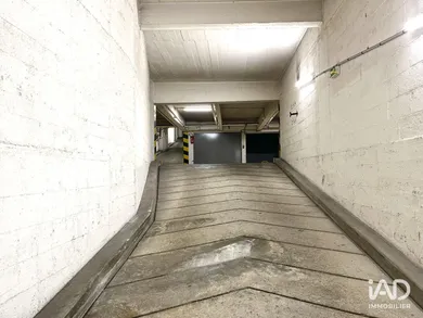 Parking in PARIS (75007)
