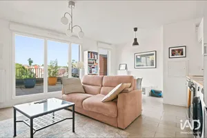 Apartment in CHOISY-LE-ROI (94600)