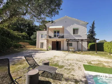 House in CONNAUX (30330)
