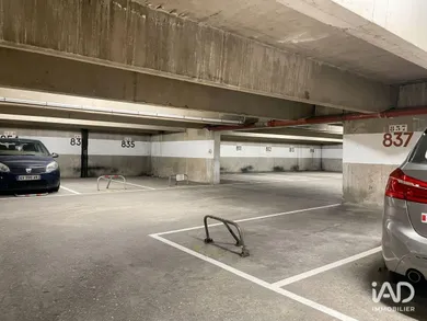 Parking à PARIS (75013)