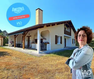 Traditional house in SALLES (33770)