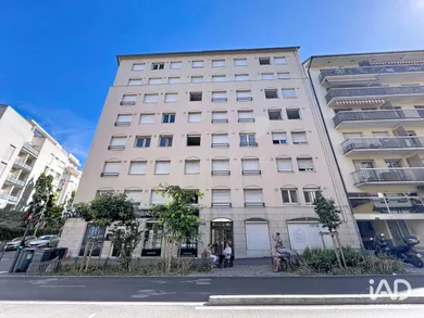 Appartement à LYON (69007)