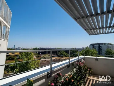 Appartement à ISSY-LES-MOULINEAUX (92130)