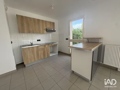 Appartement à CHANTELOUP-EN-BRIE (77600)