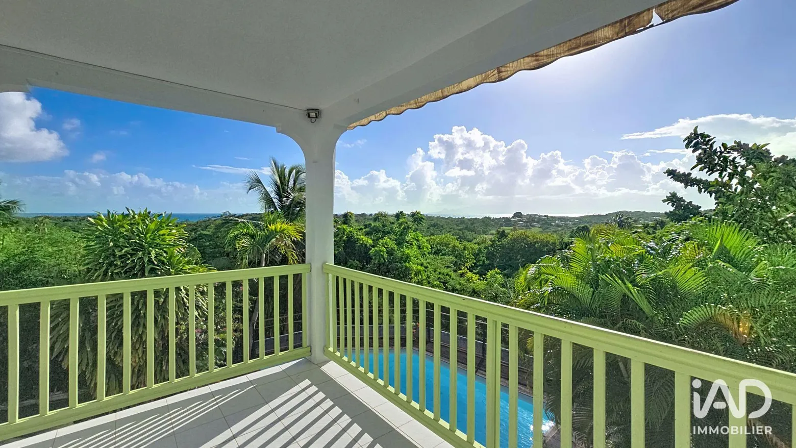 Vente maison à LE GOSIER (97190) : maison 6 pièces 186 m² - 2068864 — 2