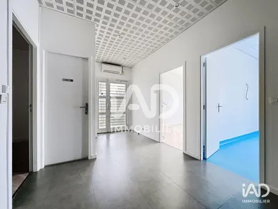 Boutique/Local commercial à TOURNAN-EN-BRIE (77220)