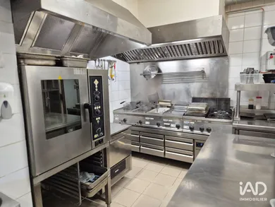 Commercial in SAINTE-GENEVIÈVE-DES-BOIS (91700)