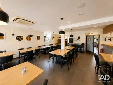 Boutique/Local commercial à SAINTE-GENEVIÈVE-DES-BOIS (91700)