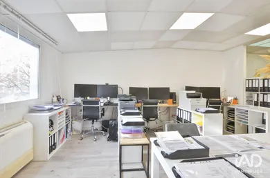 Bureaux à NÎMES (30900)