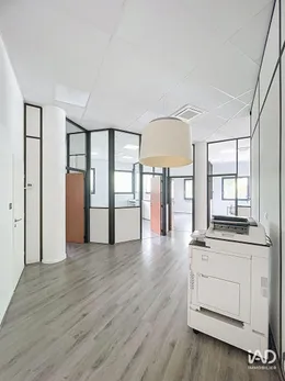 Office in LIMONEST (69760)