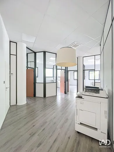 Bureaux à LIMONEST (69760)